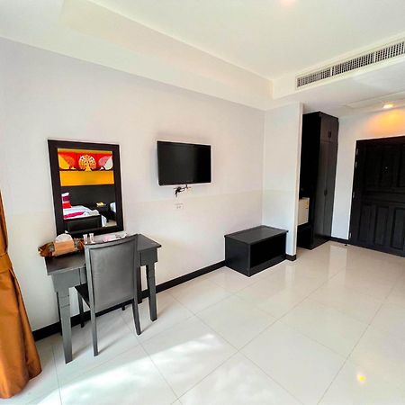 Phuket Naiyang Beach Hotel Sha Plus מראה חיצוני תמונה
