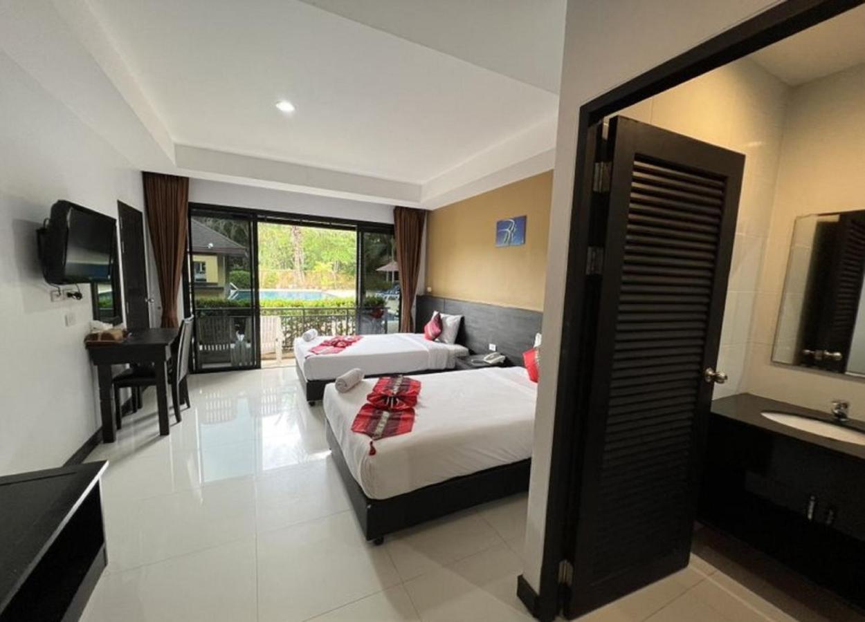 Phuket Naiyang Beach Hotel Sha Plus מראה חיצוני תמונה