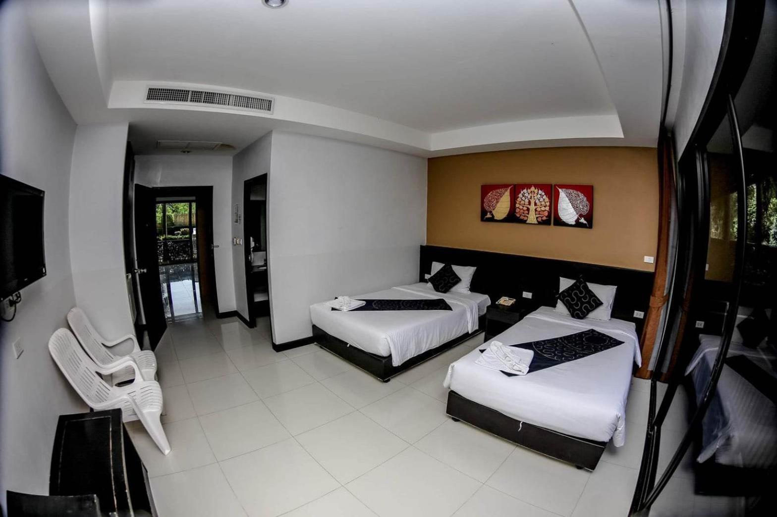 Phuket Naiyang Beach Hotel Sha Plus מראה חיצוני תמונה