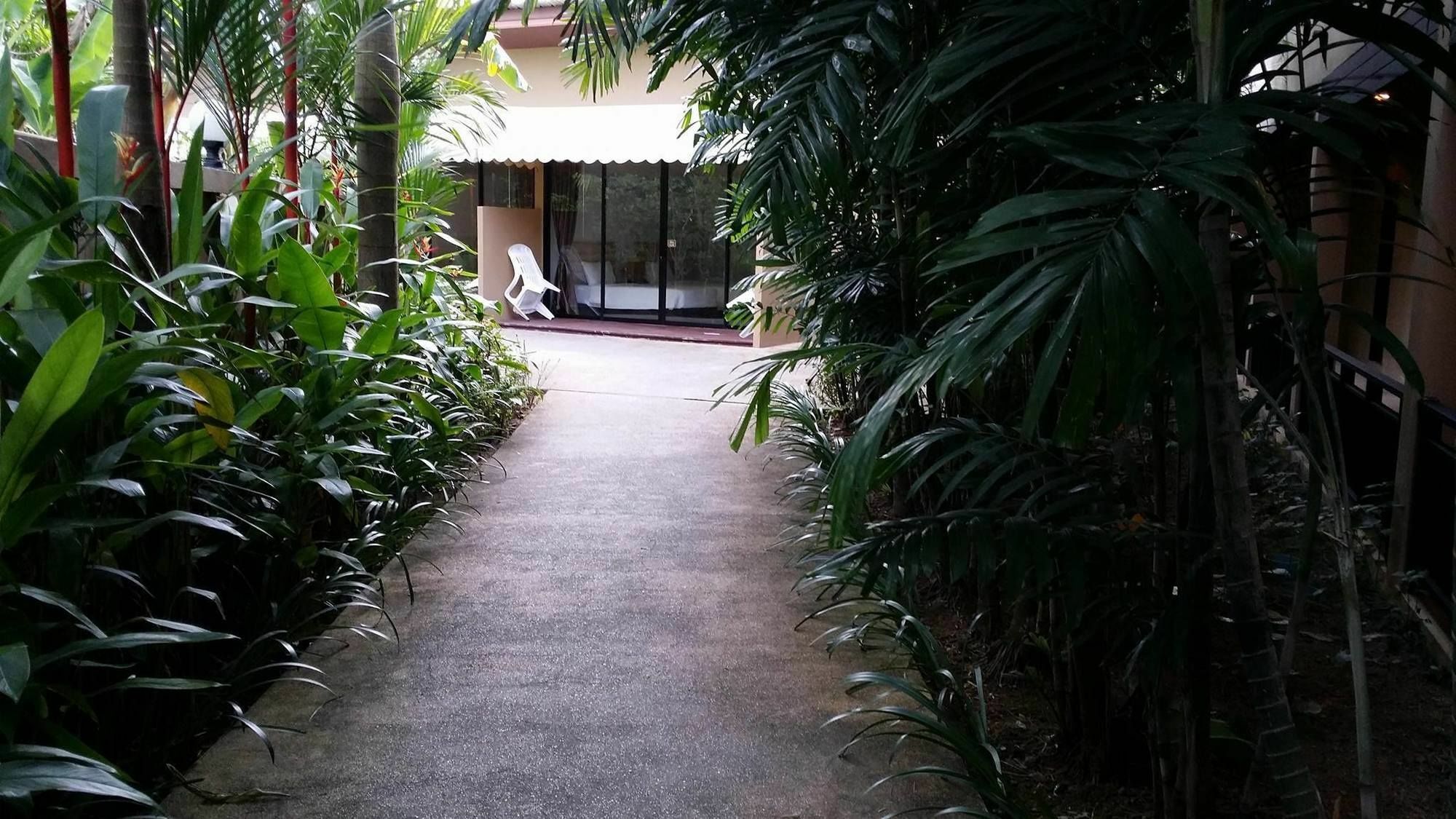 Phuket Naiyang Beach Hotel Sha Plus מראה חיצוני תמונה