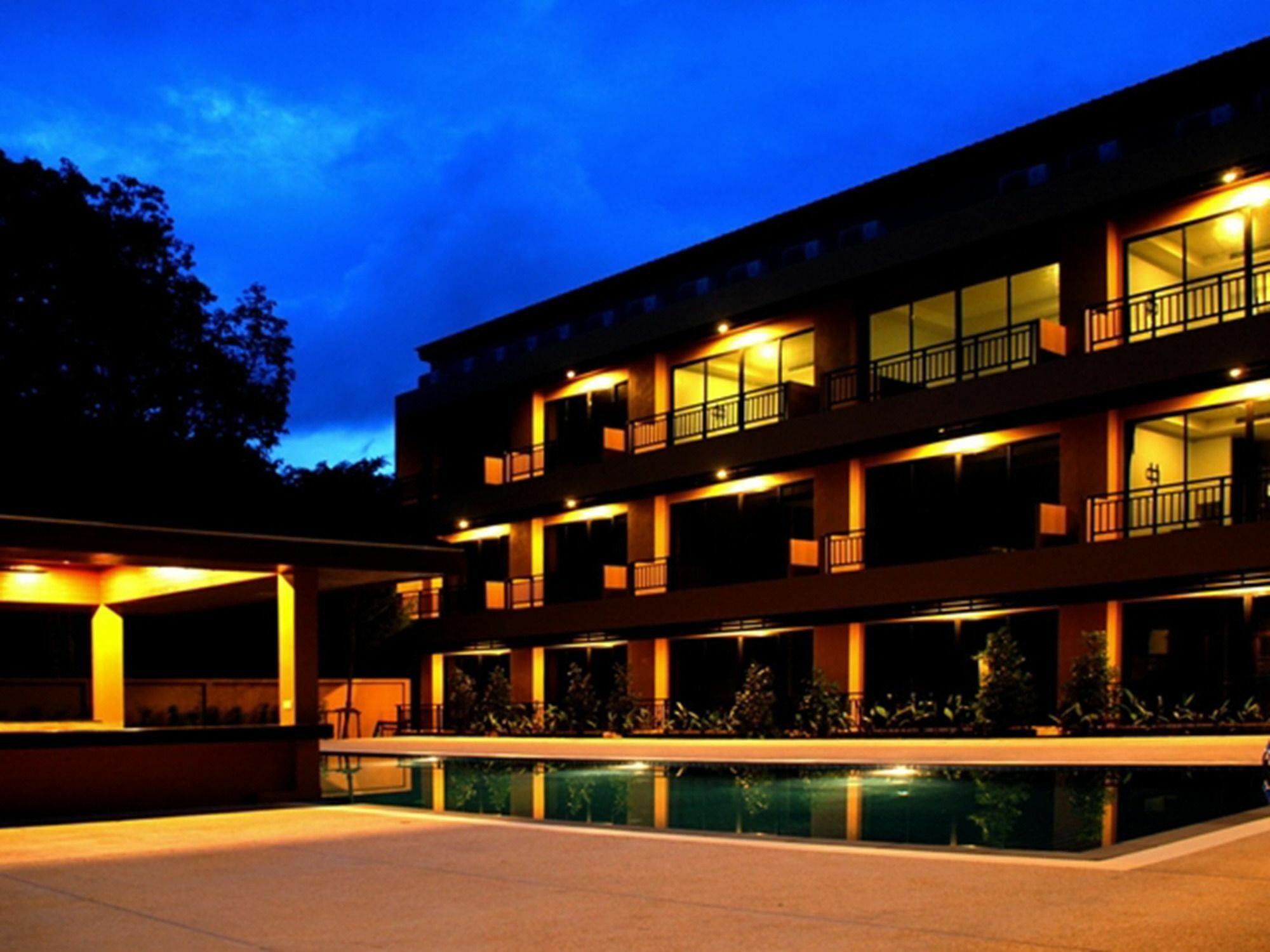 Phuket Naiyang Beach Hotel Sha Plus מראה חיצוני תמונה
