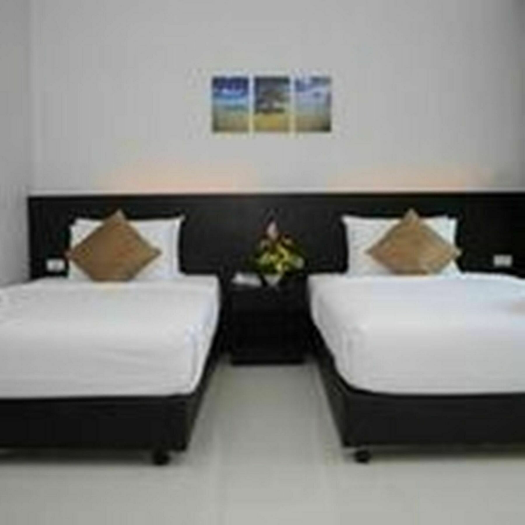 Phuket Naiyang Beach Hotel Sha Plus מראה חיצוני תמונה