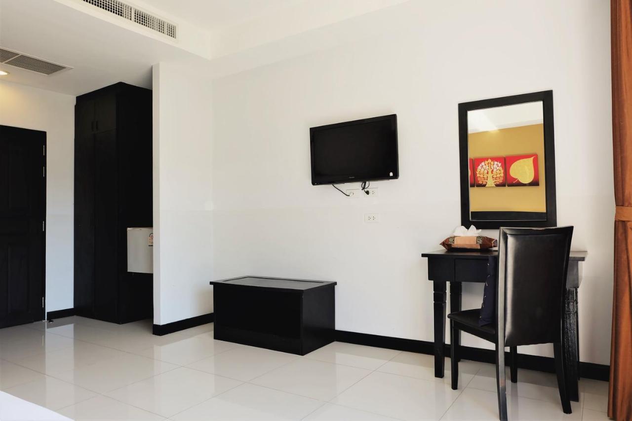 Phuket Naiyang Beach Hotel Sha Plus מראה חיצוני תמונה
